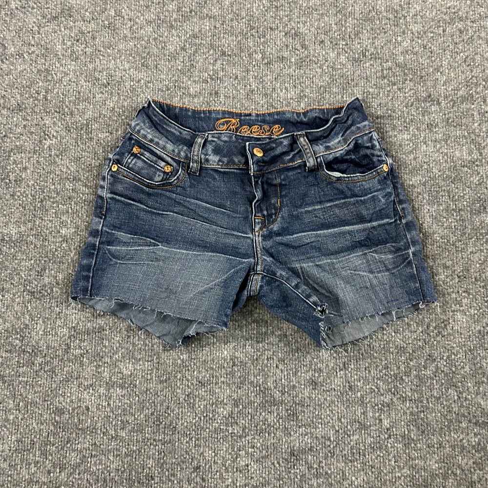 WallFlower Shorts Womens Size 00 Blue Denim Cut Off Raw Hem Low Rise Reese